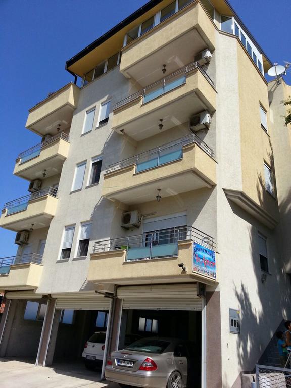 Apartments In Amor 乌尔齐尼 外观 照片